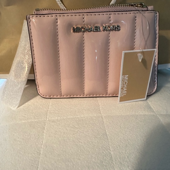 Michael Kors Blush Card Holder with Banana Keychain - Picture 7 of 9